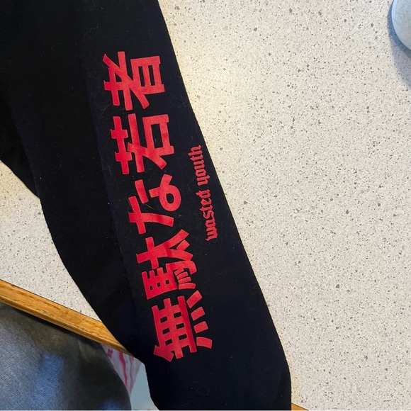 Forever21 Wasted Youth Anime Girl Long Sleeve Tee - Picture 4 of 4